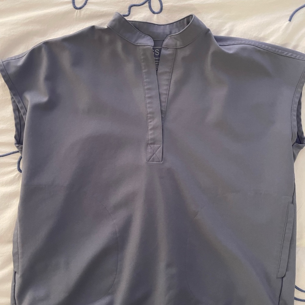 Figs Rafaela scrub top vapor blue space dye XXS